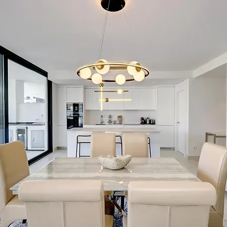Apartment 092 - Modern, Spacious El Higueron With Private Garden & Bbq Malaga